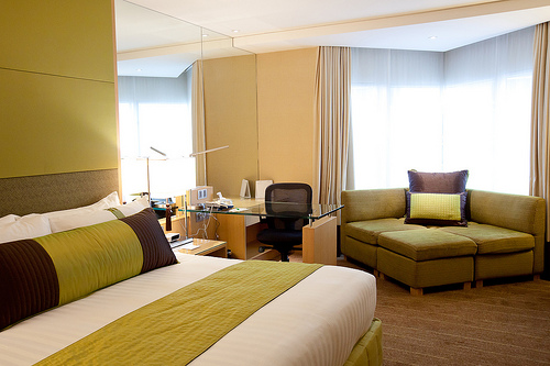 Holiday Inn Bangkok Silom - 1 King Bed Premier Room