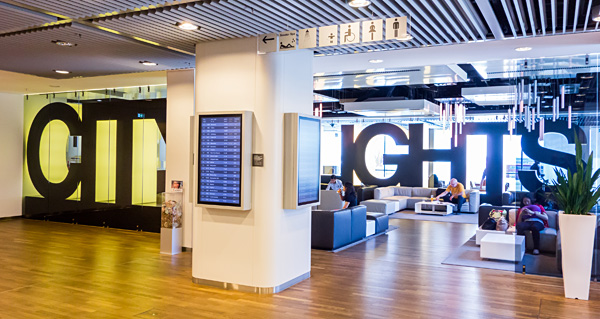 City Lights Lufthansa Senator Lounge B Frankfurt Airport Terminal 1 departure area B level 3 next to gate B43