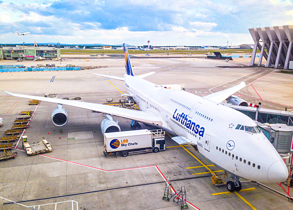 Lufthansa B748 D-ABYA Brandenburg