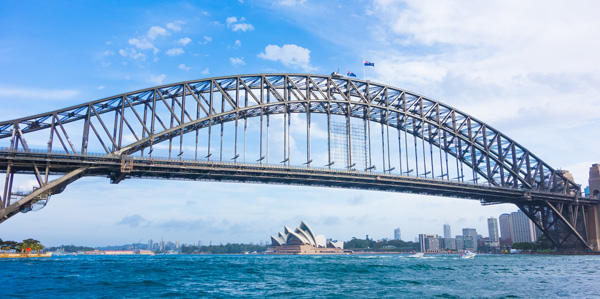 Boating Sydney Harbour Bridge