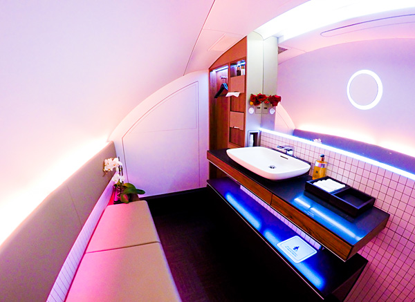 Qatar Airways A380 First Class bathroom
