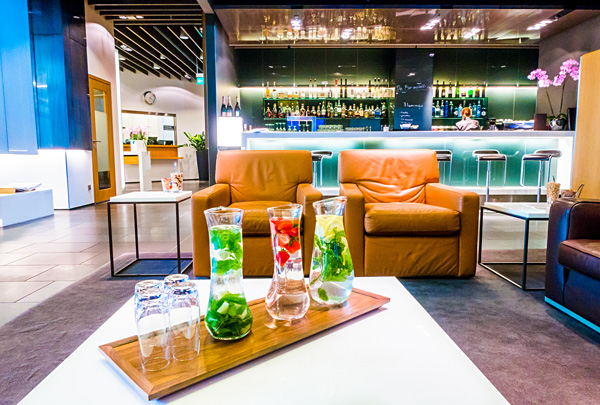 Lufthansa First Class Lounge Munich Bar