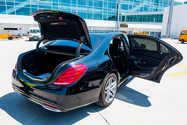 Lufthansa First Class Munich Mercedes-Benz S-Class limo ride