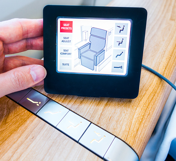 Swiss First Class A330-300 Seat Controls 2A