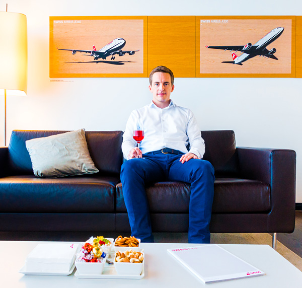 Swiss First Class Lounge in Zurich Bart Lapers