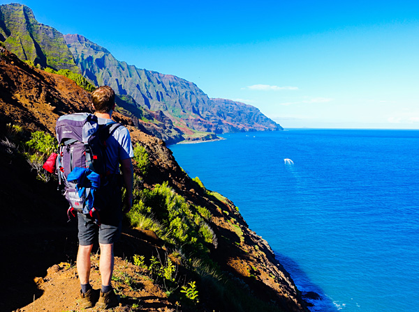 hiking the kalalau trail na pali coast kauai