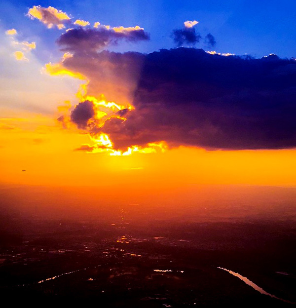 sunset-seen-from-Marseille-Frankfurt-flight