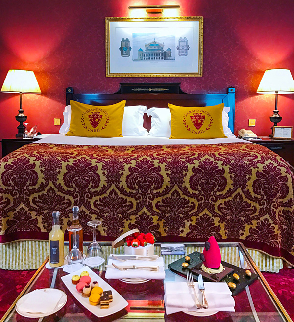 Junior Suite at InterContinental Paris Le Grand Junior Suite at InterContinental Paris Le Grand