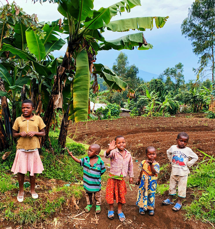 Kids near Buhumba Virunga National Park DRC February 2020
